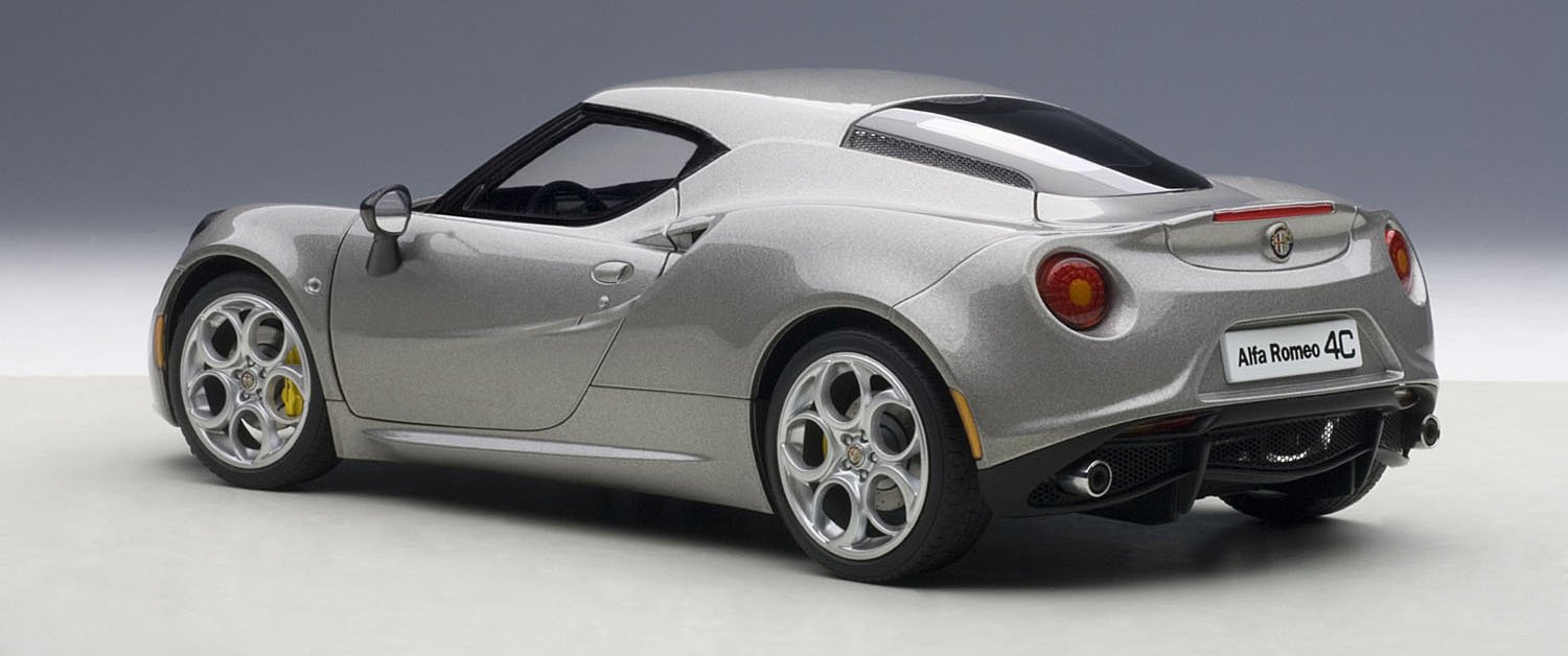 Amazon | AUTOart 1/18 アルファロメオ 4C (メタリック・グレー