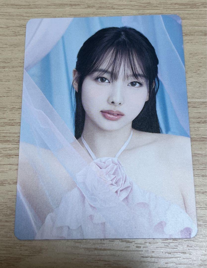 Amazon.co.jp: TWICE 大阪限定トレカ ハレハレ ナヨン : おもちゃ