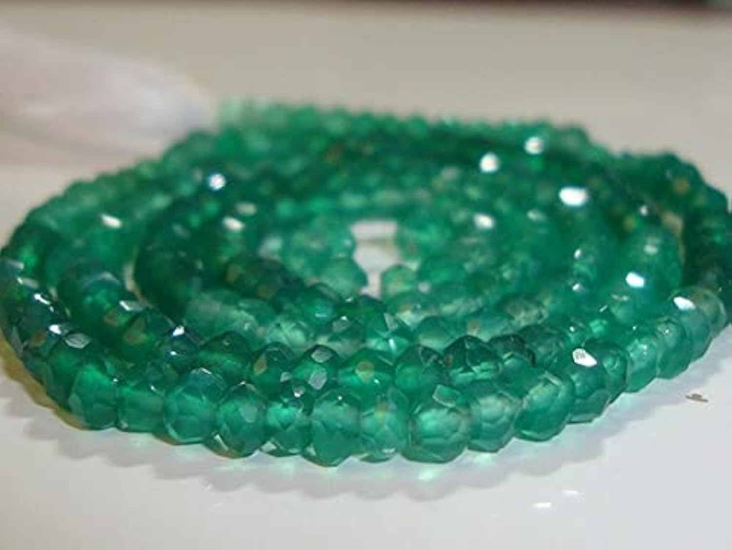 Onyx vert fil de perles 3mm idéal pour remplacer les composants de vos anciens bijoux