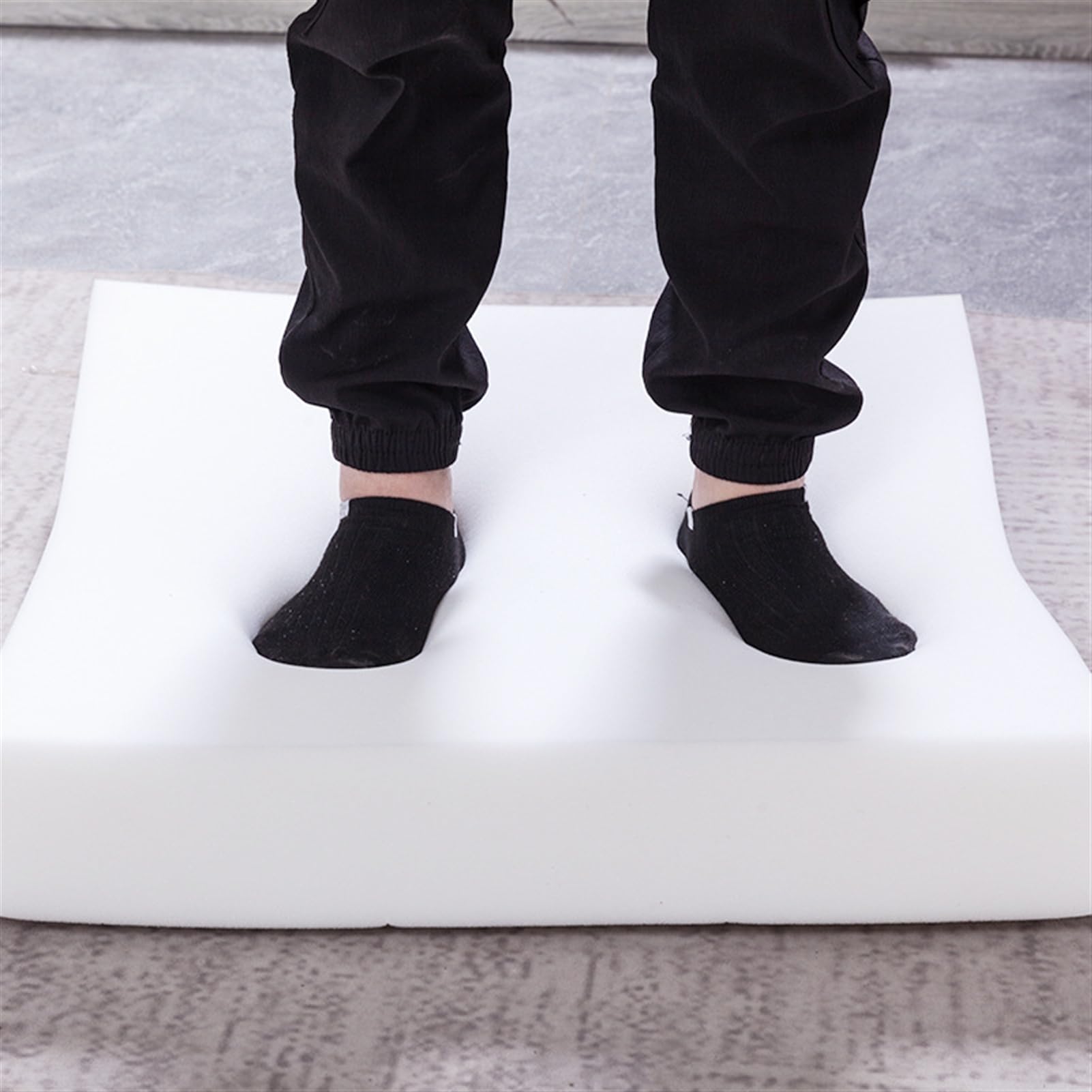 Heavyoff Outdoor Chair Cushions, Waterproof Patio Chair Cushion Set of 4, Square Corner Memory Foam Seat Cushions with Adjustable Ties for Garden, Burgundy, Black, 17x17x3 Inch