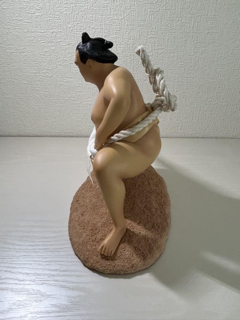 Amazon.co.jp: 横綱 稀勢の里 土俵入り フィギュア : おもちゃ