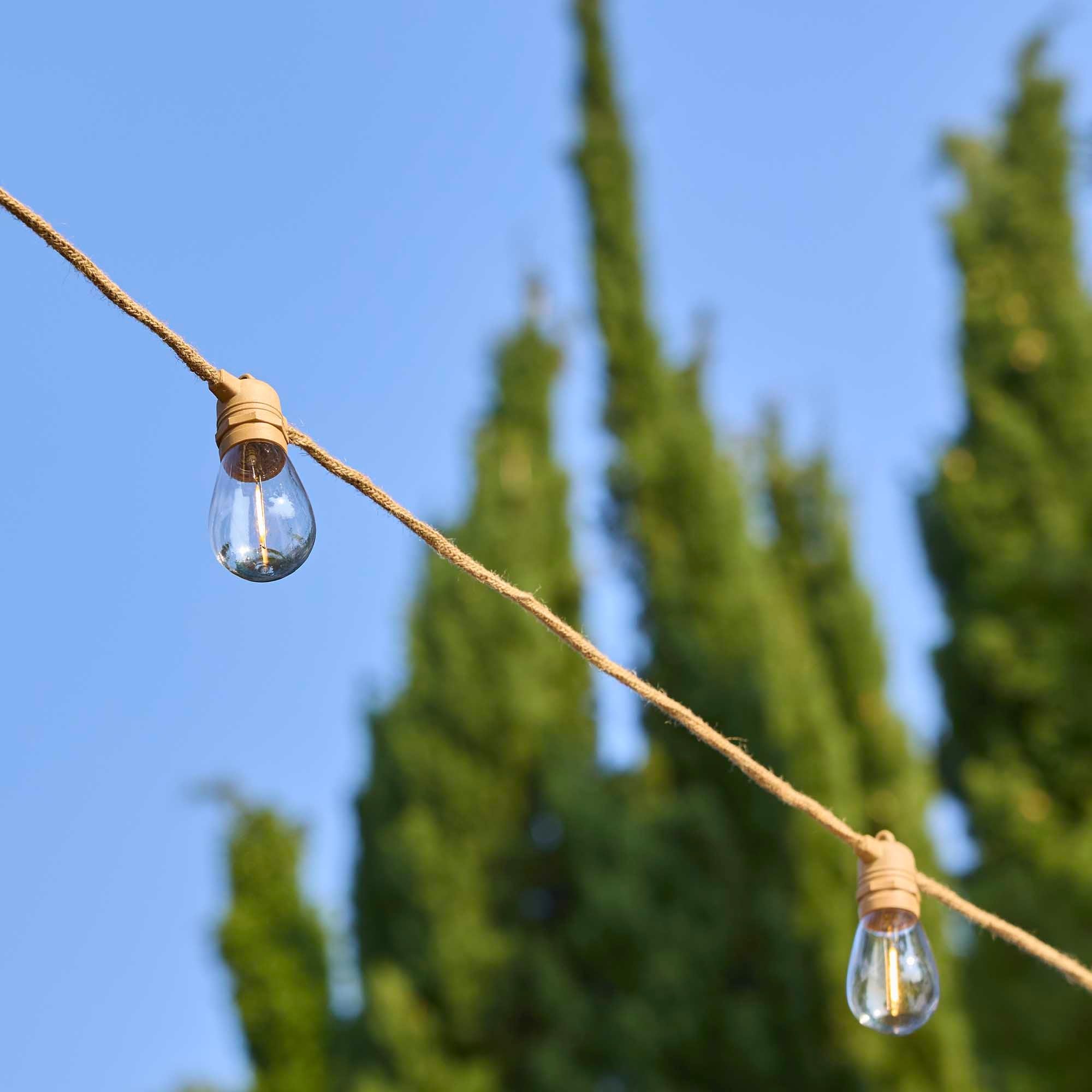 LUMISKY Solar- und Netz-Lichterketten 10 transparente LED-Lampen warmweiß FANTASY CORD SOLAR 7,50m