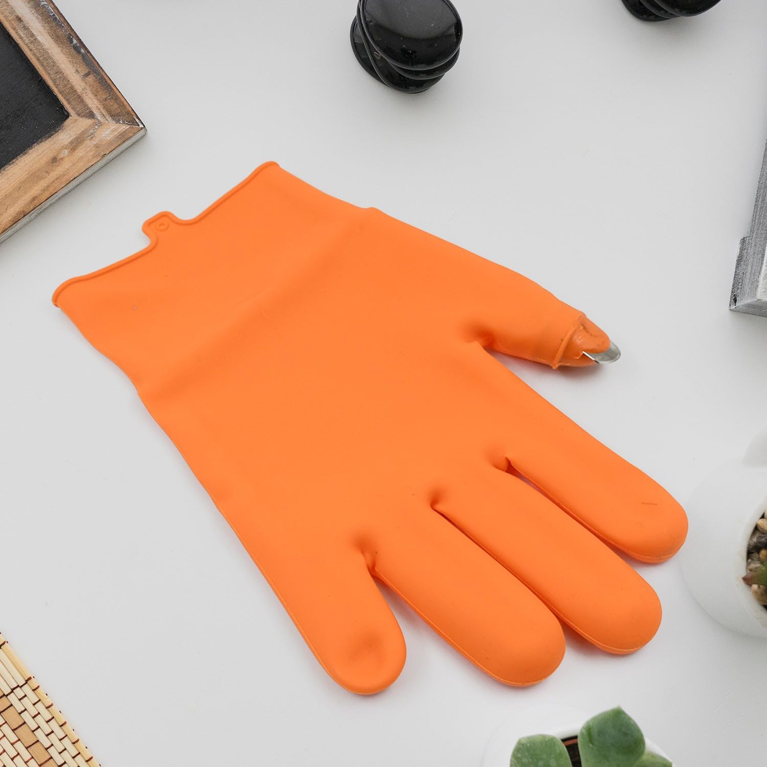 Right-Handed Silicone Thumb Cutter Gloves (1Pc)-image-18