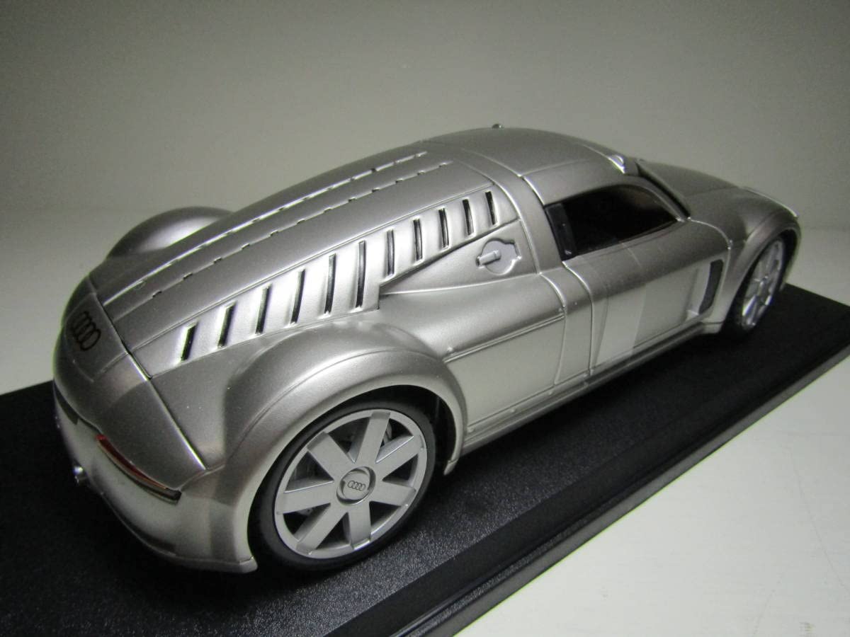 Amazon.co.jp: Audi 1/18 Supersportswagon Rosemeyer スーパー 