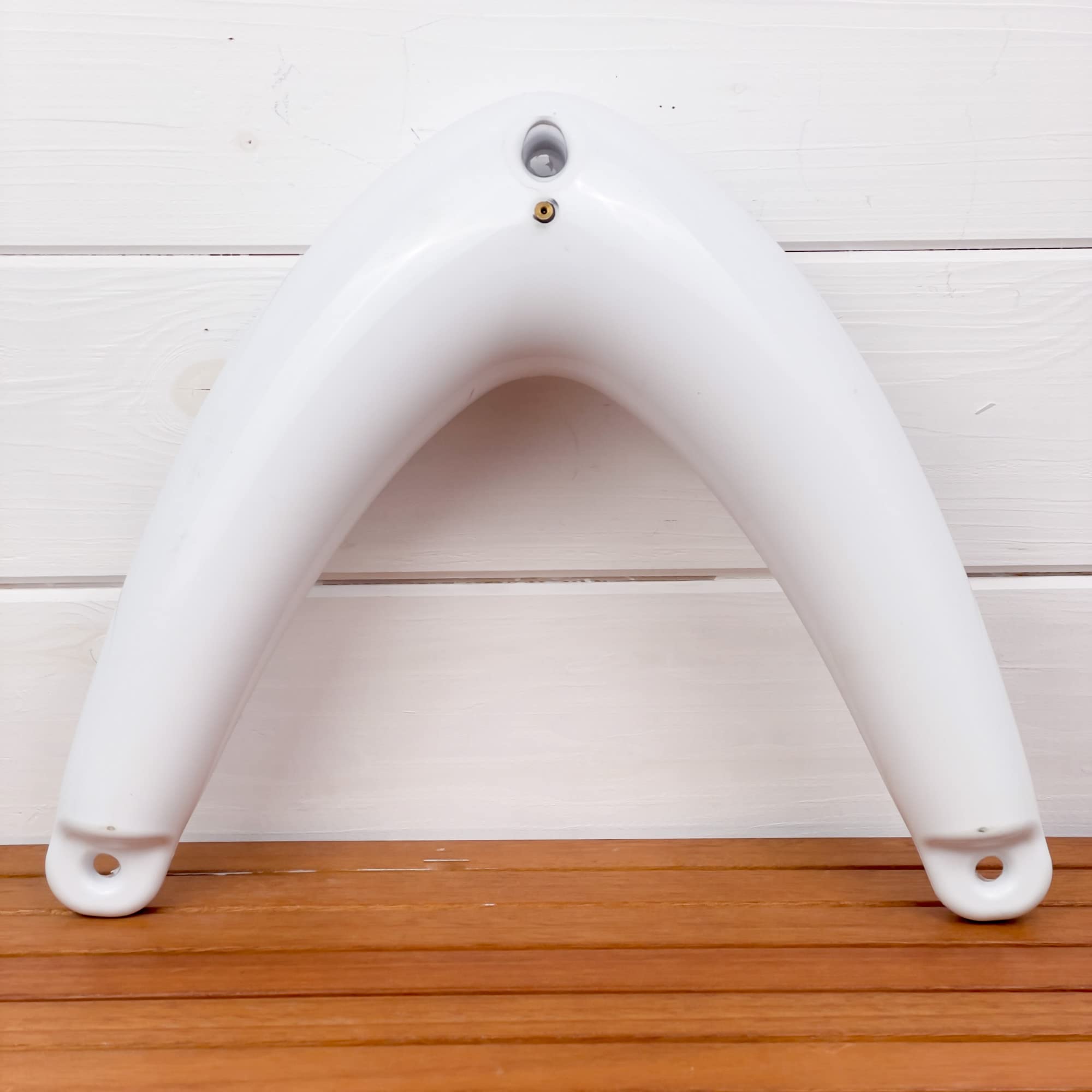 GATE14® Parabordo di Prua Angolare in Plastica Bianco con Valvola di Gonfiaggio