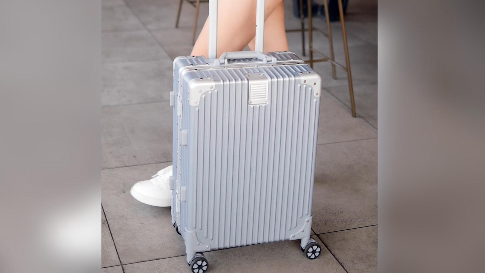 Amazon | [Airmood] スーツケース キャリーケース 機内持ち込み軽量