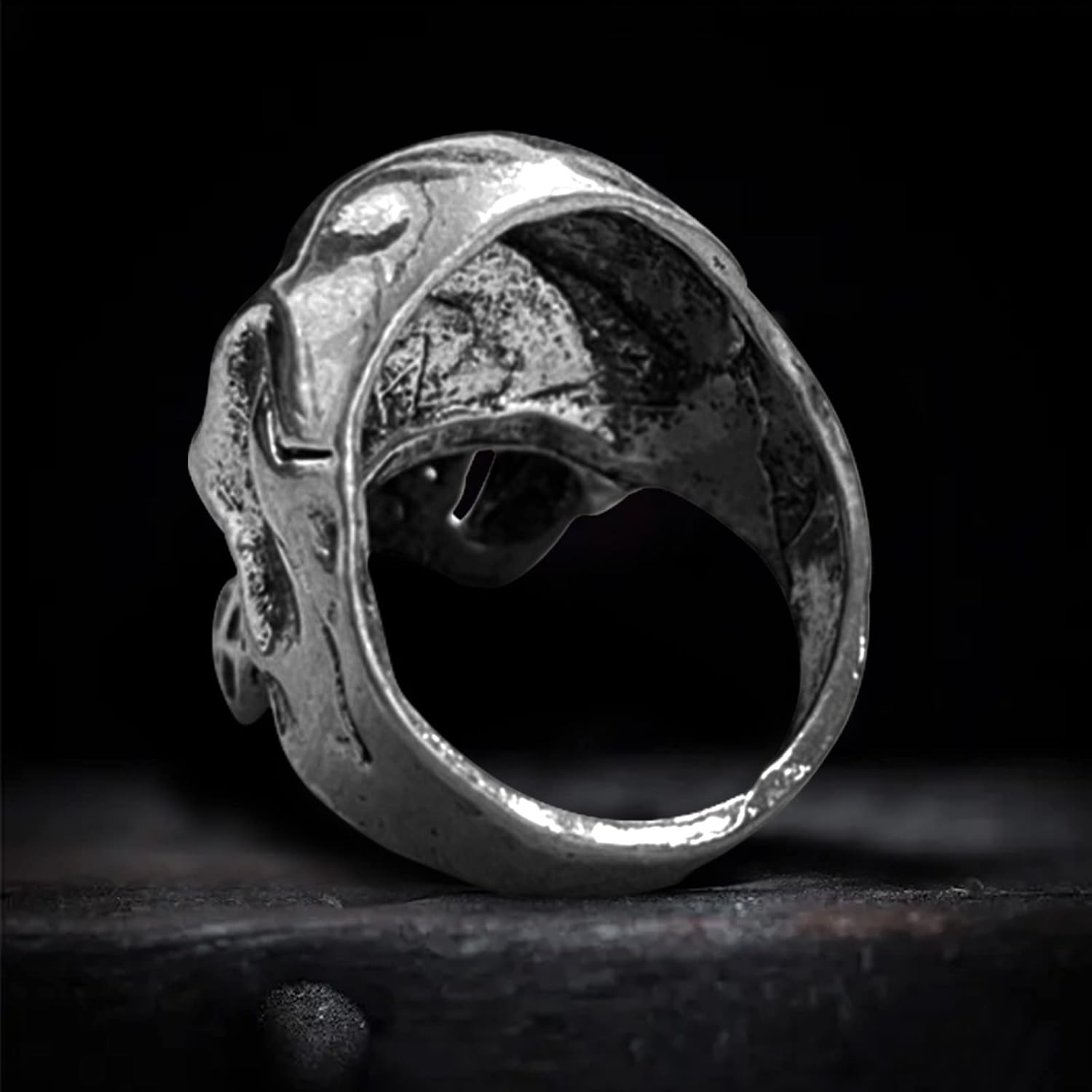 EVBEA Skull Ring