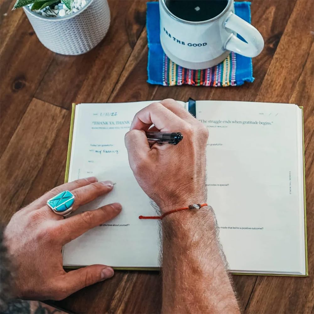 Gratitude Gifted Diario de gratitud guiado de 5 minutos: 180 indicaciones diarias, cuidado personal y atención plena, tapa dura de cuero, sin fecha para fomentar la felicidad, el bienestar, la