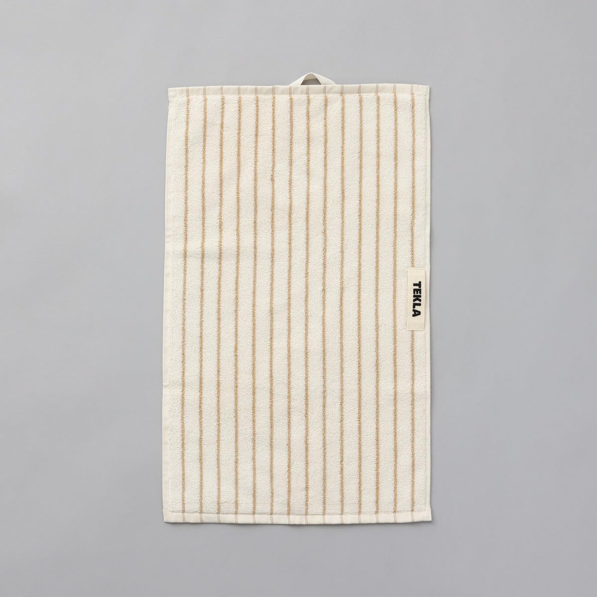 Amazon｜[テクラ]タオル ベージュ/ホワイト SIENNA STRIPE 30×50cm TT