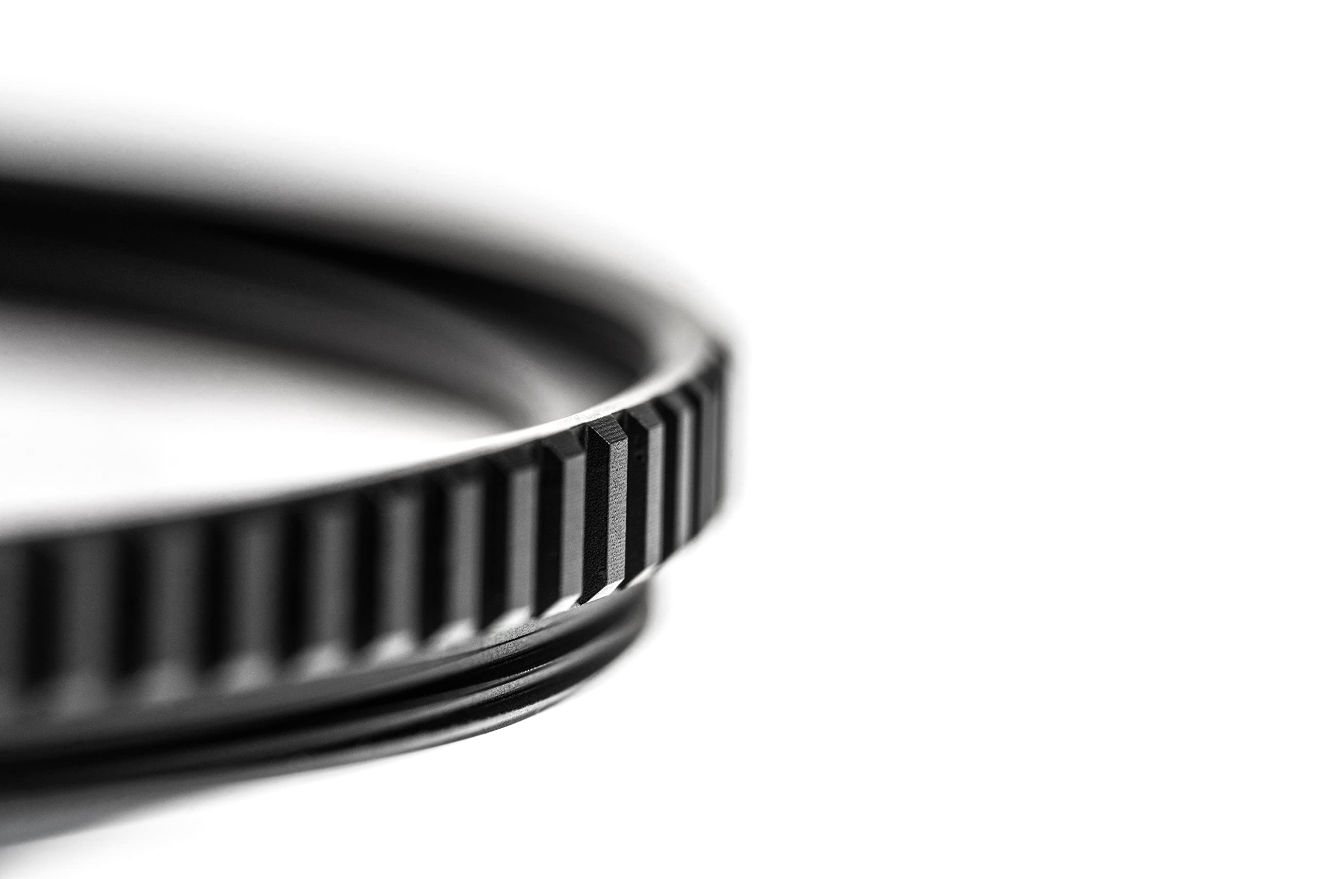 NiSi UHC UV Filter 49mm Schutzfilter mit Reinigungstuch - Water-White Glas, Ultraharte Beschichtung mit 99,3% Lichtdurchlässigkeit, Ultradünne Gerändelte Rahmen