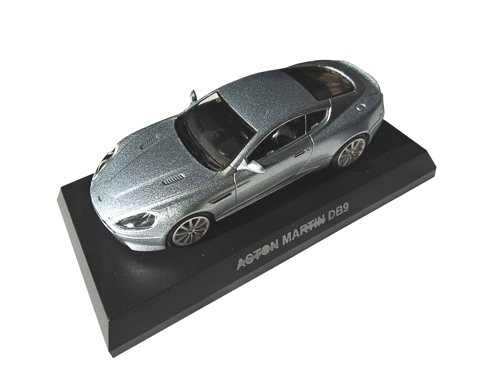 Amazon | 1/64スケール アストンマーティン ミニカーコレクション DB9