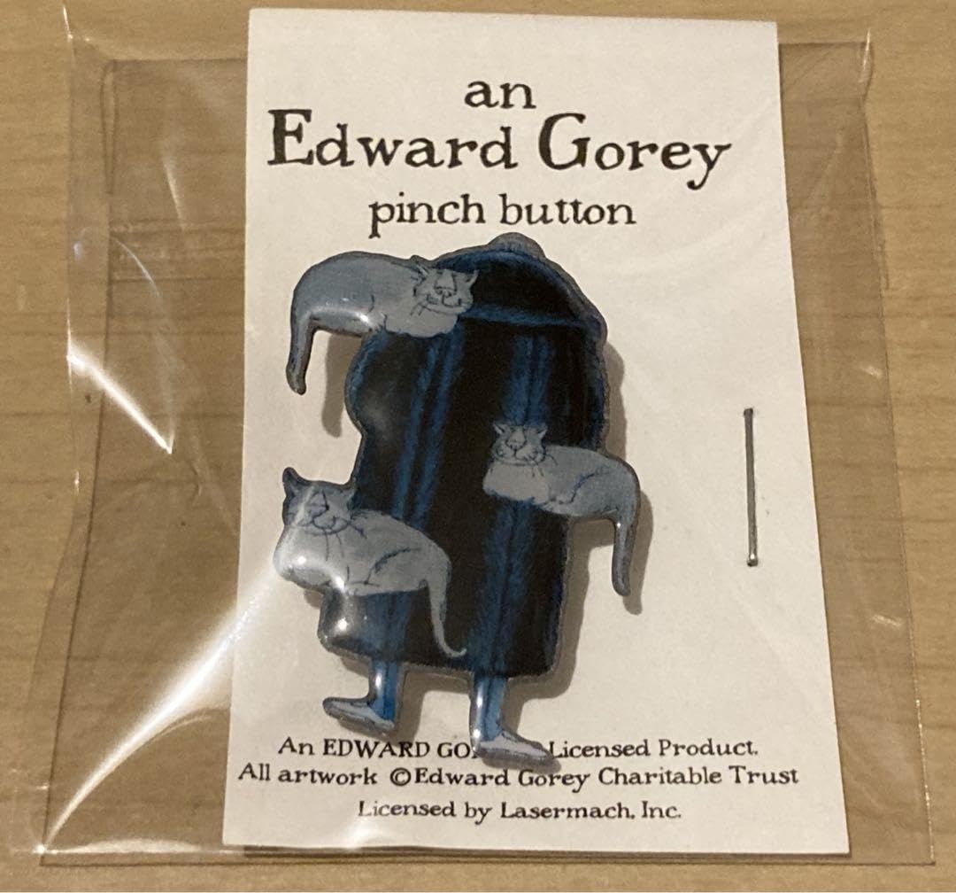 Amazon | エドワード ゴーリー ピンバッジ 浮遊する猫 ポーチ 2点