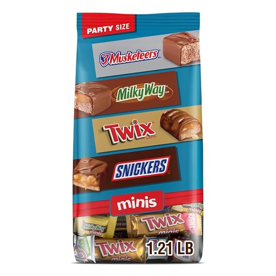 SNICKERS, TWIX, MILKY WAY & 3 MUSKETEERS Minis Individually Wrapped Halloween Candy Trick or Treat Chocolate Bars, Party Size, 19.49 Oz Bulk Bag