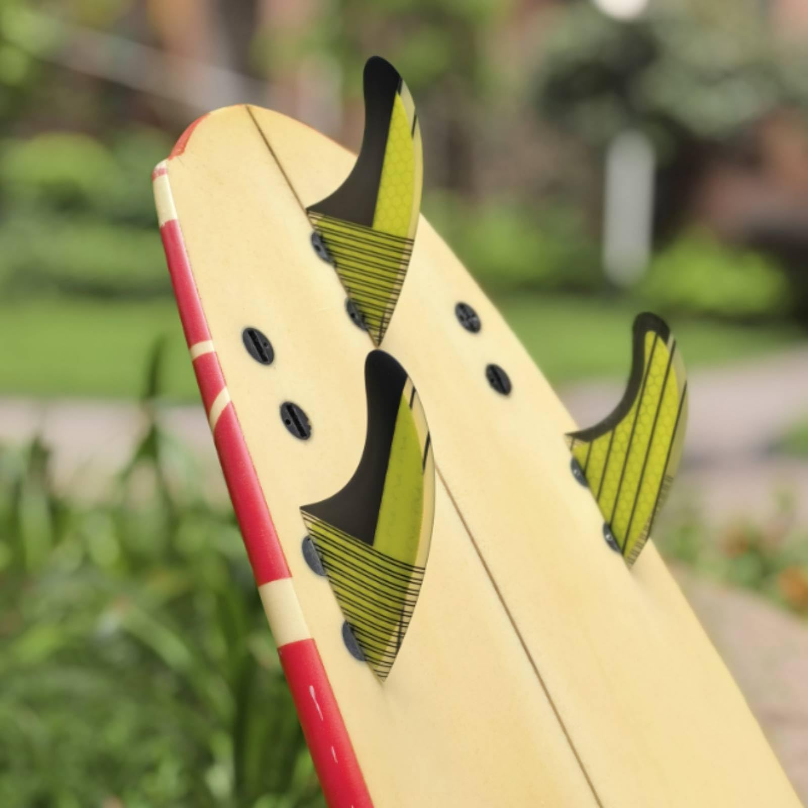 predolo Dérive avec Base Double Tab Amovible Aileron Paddle Vis d’aileron avec Joint en Silicone pour Surfeurs