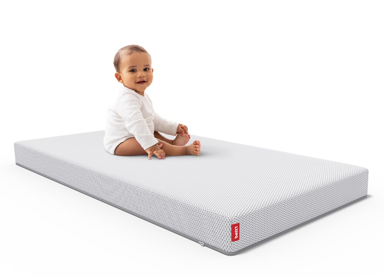 bett1 | Matelas bébé SuperBreeze® 70x140 cm. Sécurité, propreté pour les nouveau-nés, les bébés et les jeunes enfants. (Housse et surface de couchage lavable à 60 °C, bord renforcé, Oeko-TEX® 100)