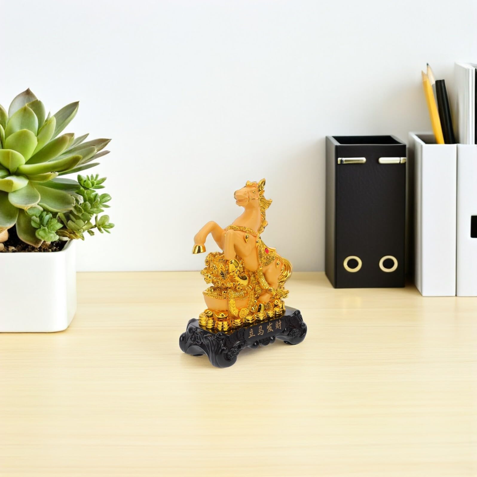 OSALADI Sculpture Cheval Doré en Résine 150X90X220Mm pour Décoration Feng Shui Bureau et Salon Année du Cheval Signe de Réussite et Chance