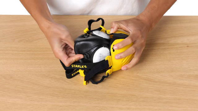 Stanley P3 RD halfgelaats stofmasker incl. P3-filters M/L