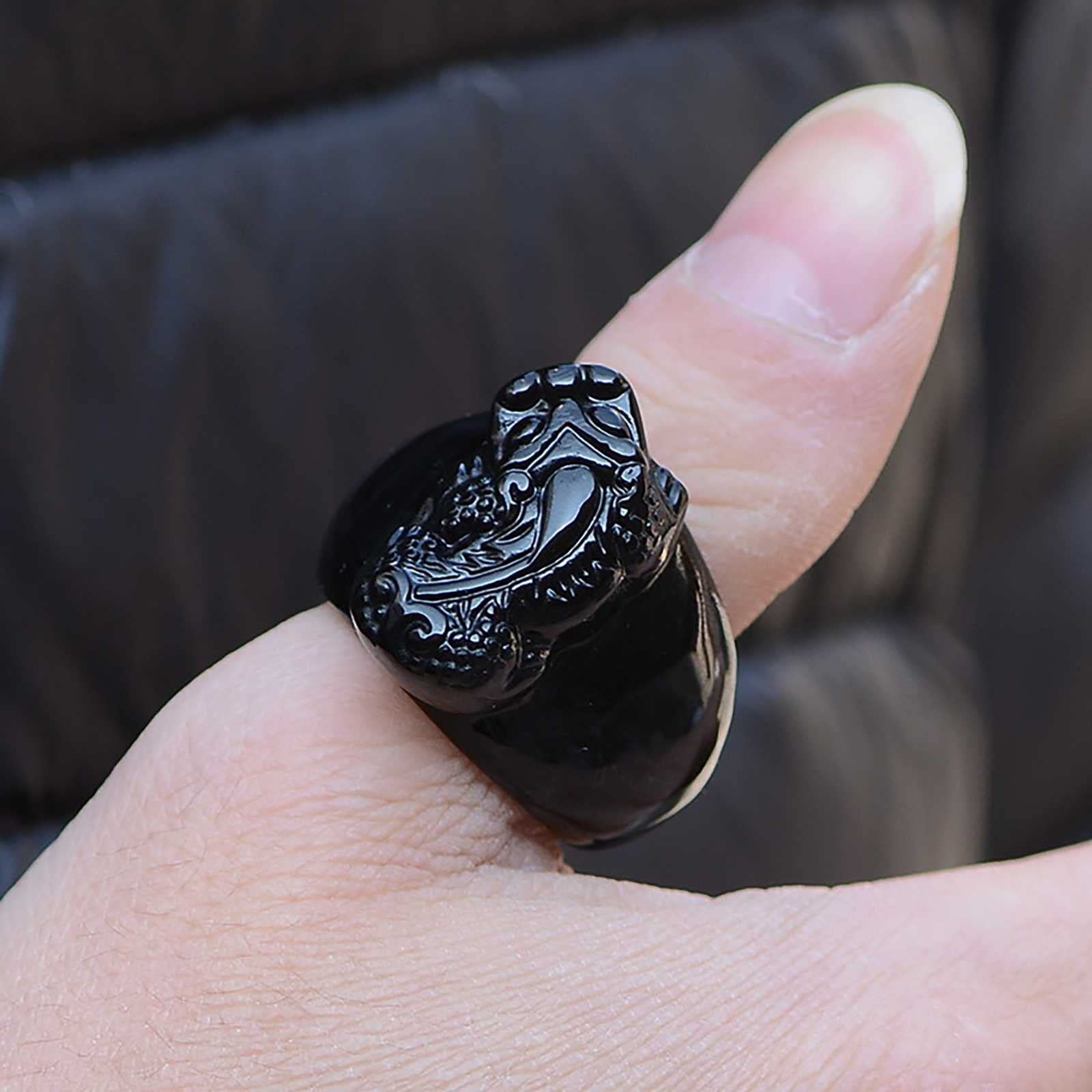 Yiuhhad 2PCS Fashion Creative Ring,Obsidian Indestructible Brass Knuckles Rings for Men Fashion Trend Finger Jewelry, Black