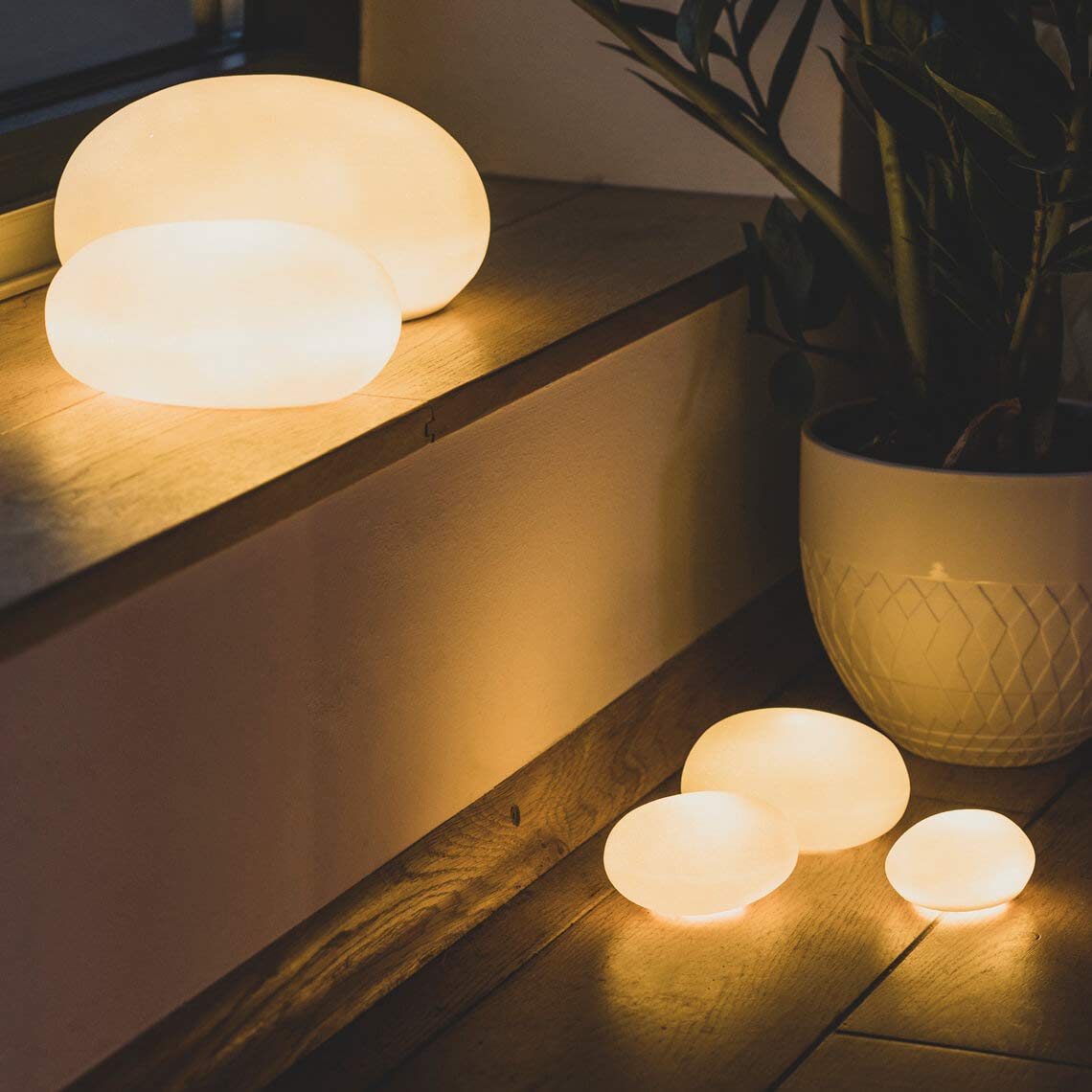 Räder LED Lichtkieselstein Set 3 Stück, 7 x 4 cm, 9,5 x 4,5 cm, 11 x 6 cm