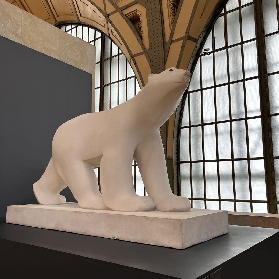 オルセー美術館 ポンポンの白熊ミニチュア置物 オルセー美術館 ポンポンの白熊ミニチュア置物 オルセー美術館