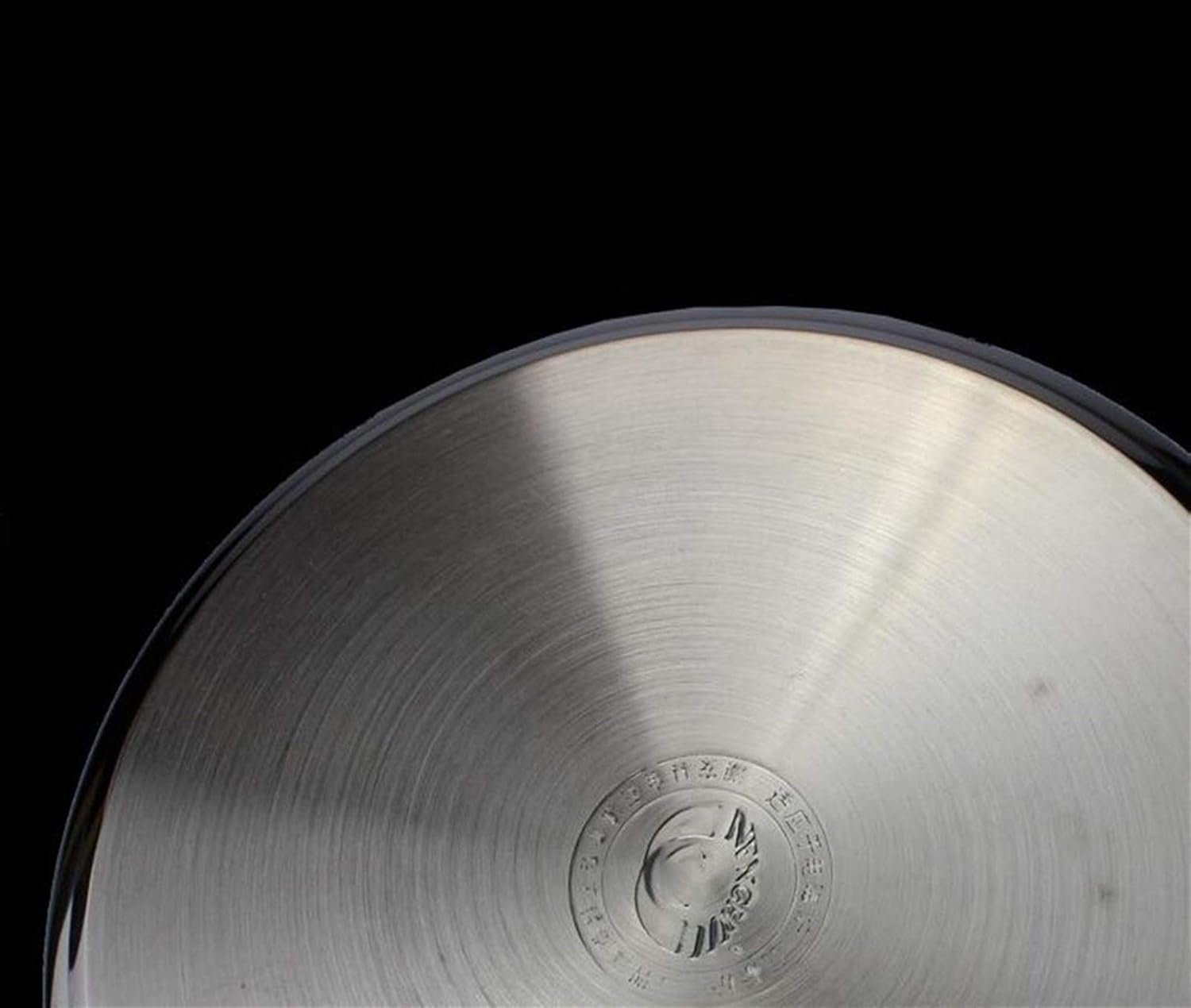 Bottom of the pressure cooker pot