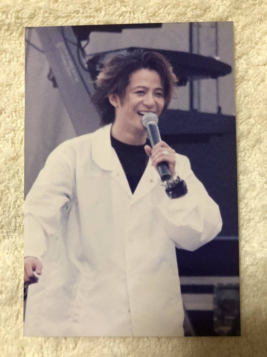 Amazon.co.jp: GLAY TERU 写真4枚セット : おもちゃ