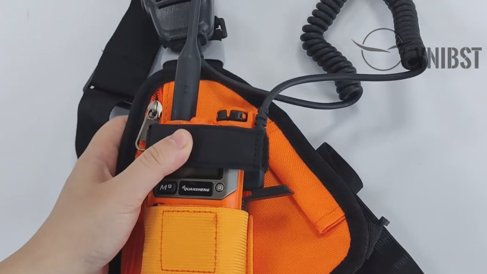 Amazon.co.jp: [YNIBST]多用途 無線機チェストリグ ハンディ無線
