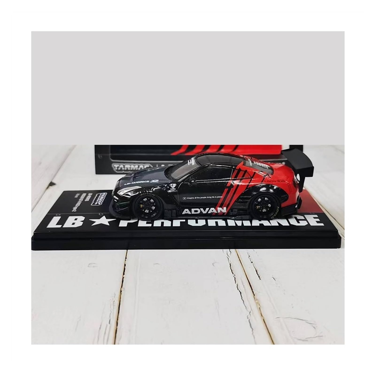 1:43 Model Car Die For:Nissan GT-R R35 LB-WORKS Advan Coating