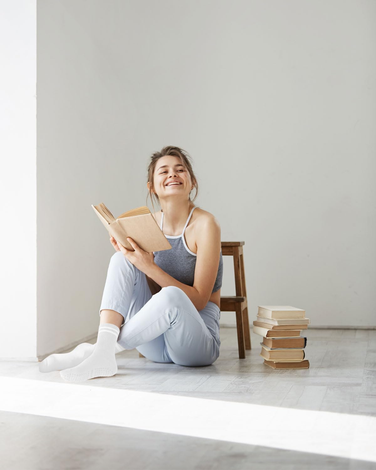 4 Pack Pilates Socks Women Non Slip, Grippy Yoga Grip Socks for Barre, Ballet, Dance, Barefoot Workout, Reformer - 4