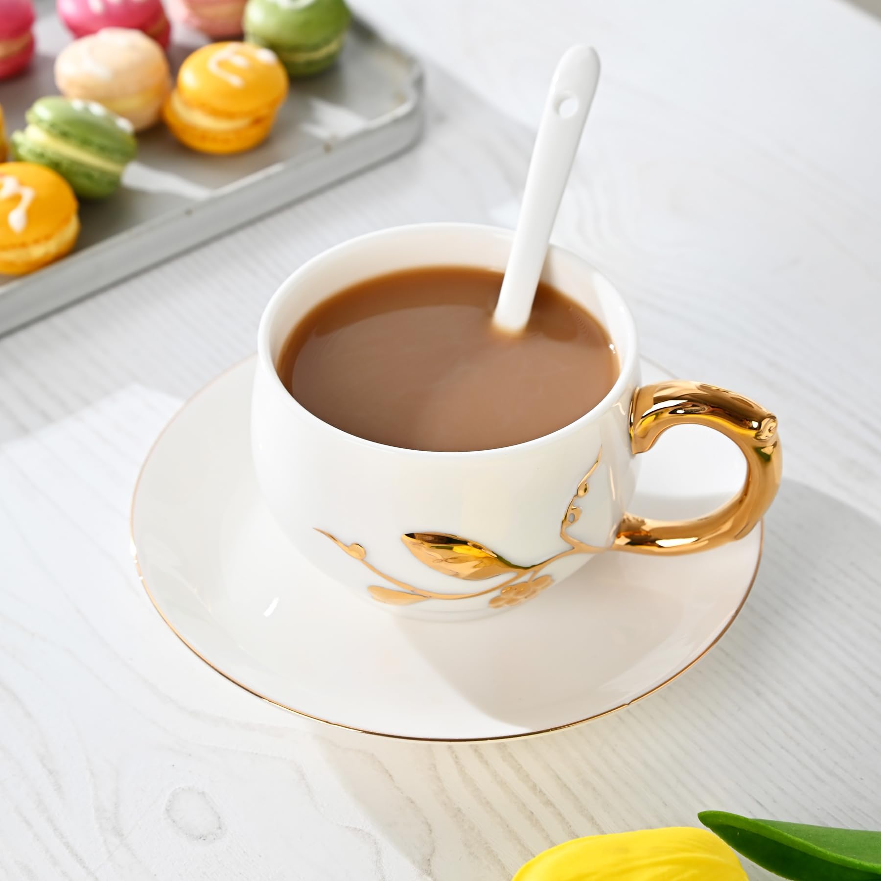 Mug à café en Porcelaine Fine Blanche Peinte à la Main, idéal pour Les Lattes, cappuccinos, thés et expressos, pour Les Amateurs de café, de thé de l'après-midi et de thé