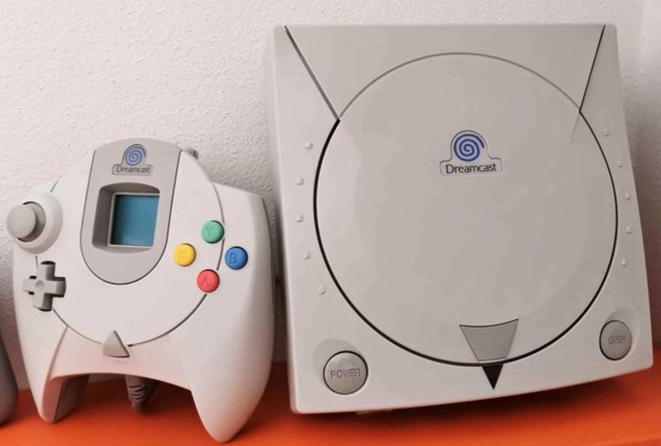 Crazy Taxi & Dreamcast Console Bundle