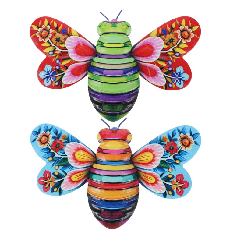 HOLIDYOYO Metal Bee Wall Art 3D Wrought Iron Bee Pendant for Indoor Outdoor Garden Fence Decoration 7.48 X 5.12 Inches Set of 2