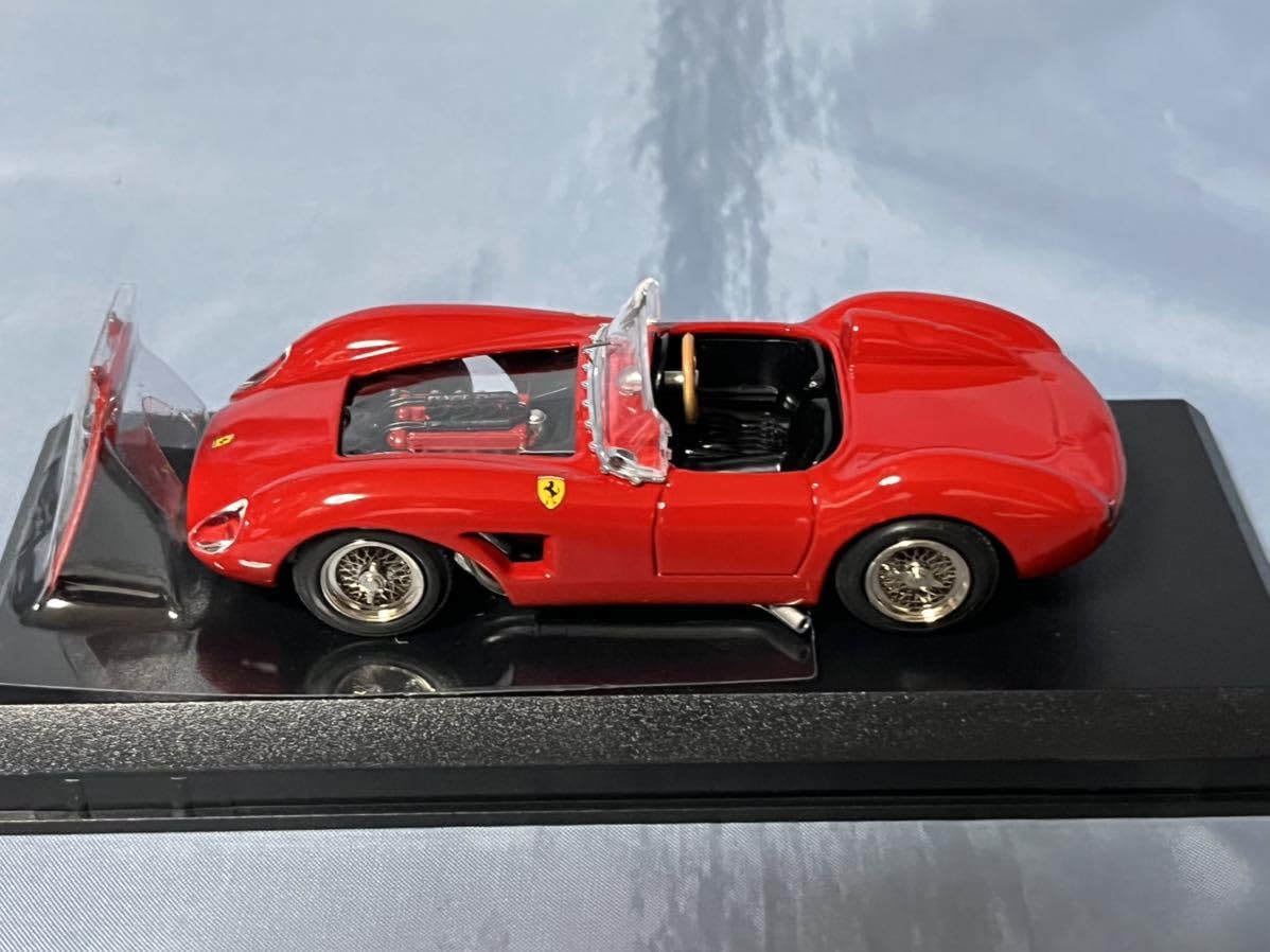 Amazon.co.jp: アートモデル製フェラーリ 500 TRC prova 1956年 1/43