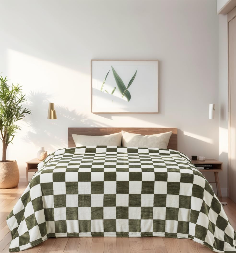 Hozy Checkered Green Checkerboard Checkered Fleece Throw Blanket, Checkered Plaid Flannel Blanket, Soft Velvet Lightweight Microfiber Blanket As Bedspread, Coverlet, Bed Cover, Sage Green - 220 X 240Cm
