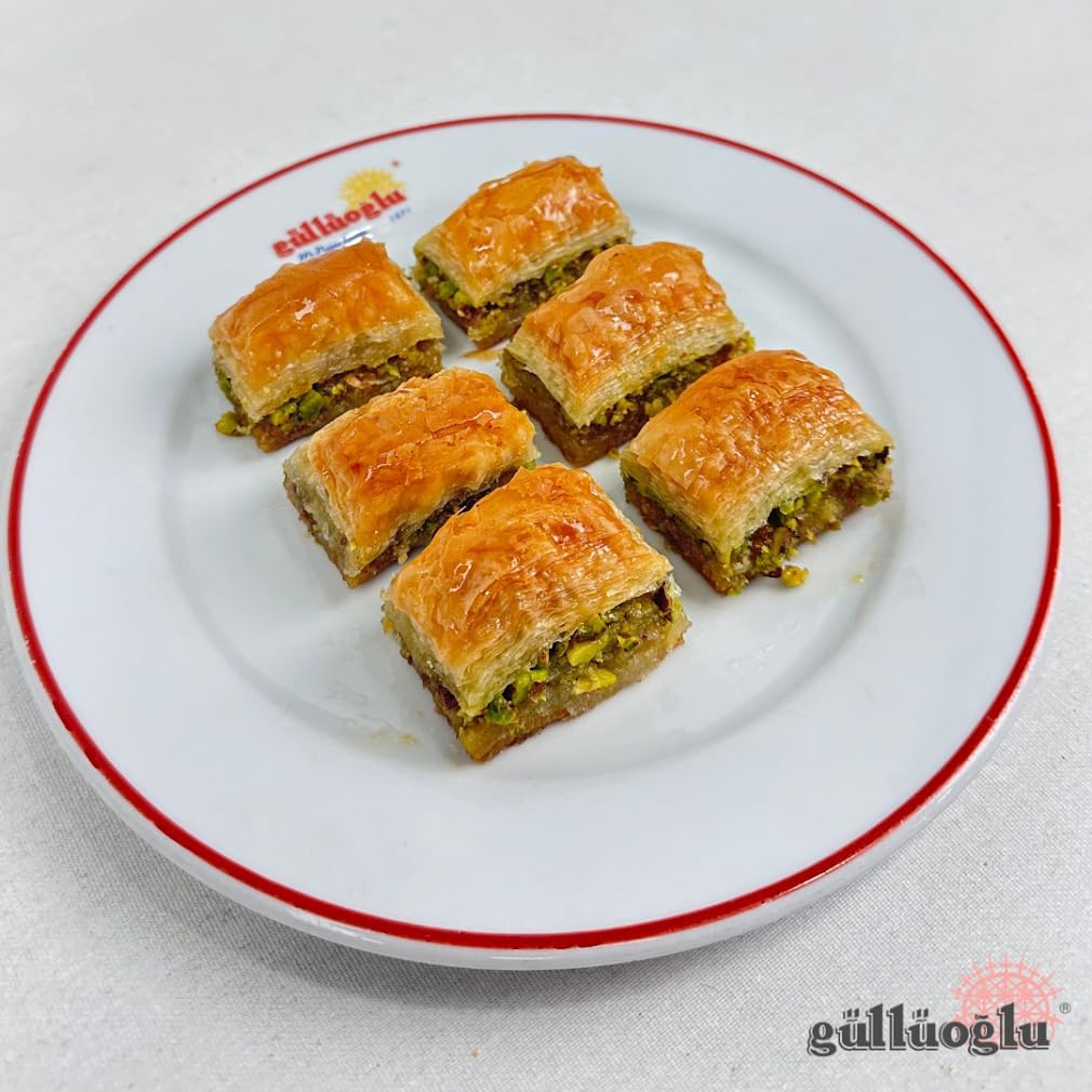 Gulluoglu's Pistachio Baklava 14 pcs 1.1 lb