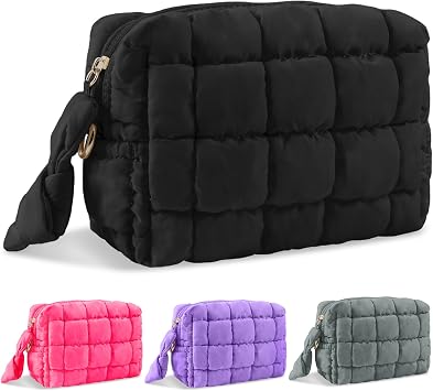 UIXIZQ Puffer Quilted Makeup Bag Cosmetic Bags,Puffy Travel Toiletry Pouch for Women,Cute Checkered Zipper Bag Travel Essential,Portable Aesthetic Make up Organizer Bag for Gifts Work DailyBlack,S