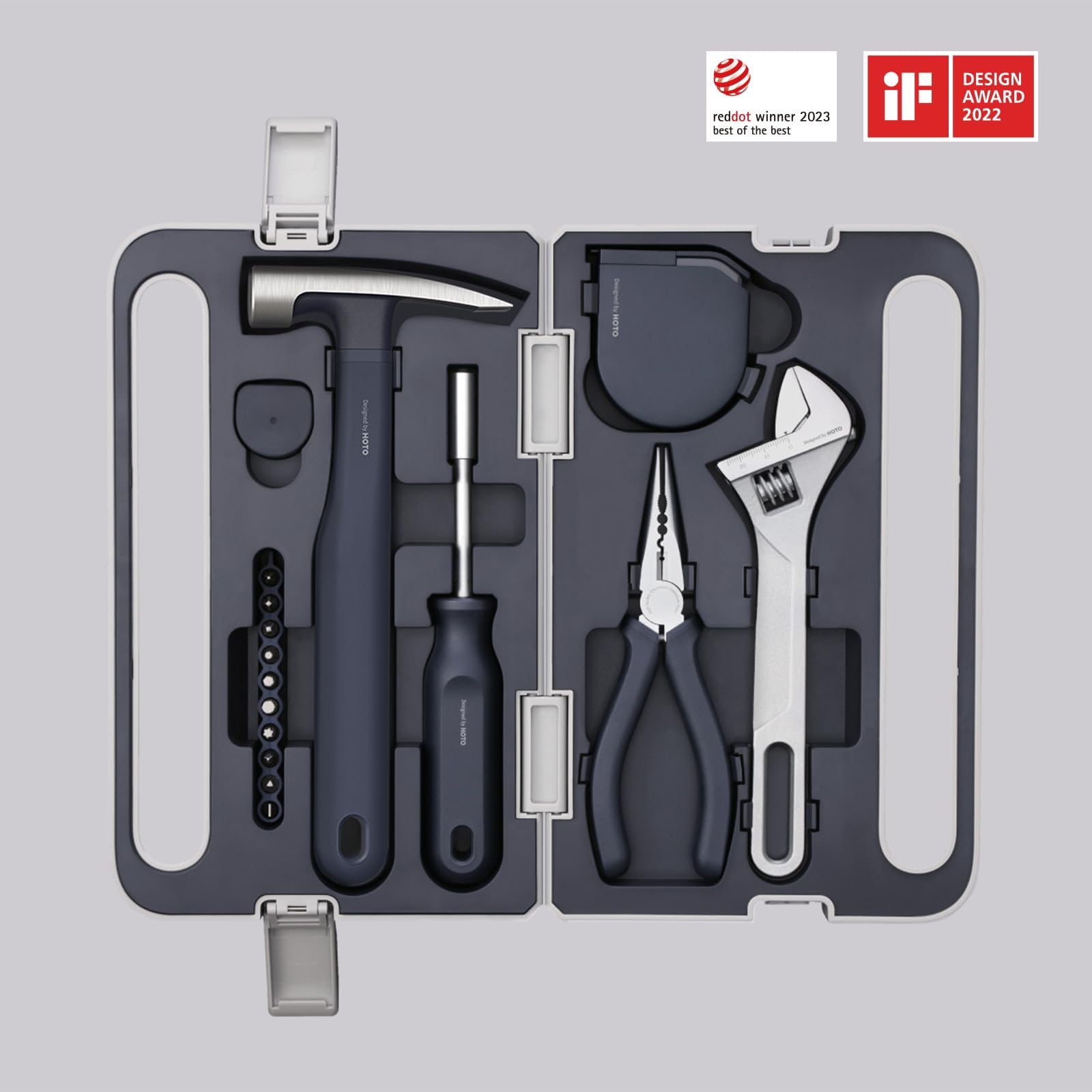 HOTO Caja Herramientas con Martillo de Uñas y Martillo de Goma | 10 Taladros, Atornillador Multiuso, Cinta Medidora Autobloqueante, Llave Ajustable y Alicates de Aguja