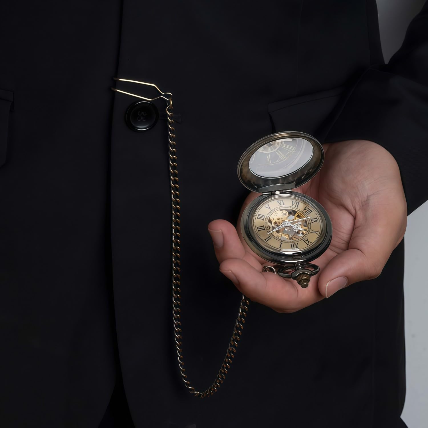Orologio da tasca meccanico, per uomo e donna, con lente d'ingrandimento speciale, cassa incisa, numeri romani con catena, bronzo