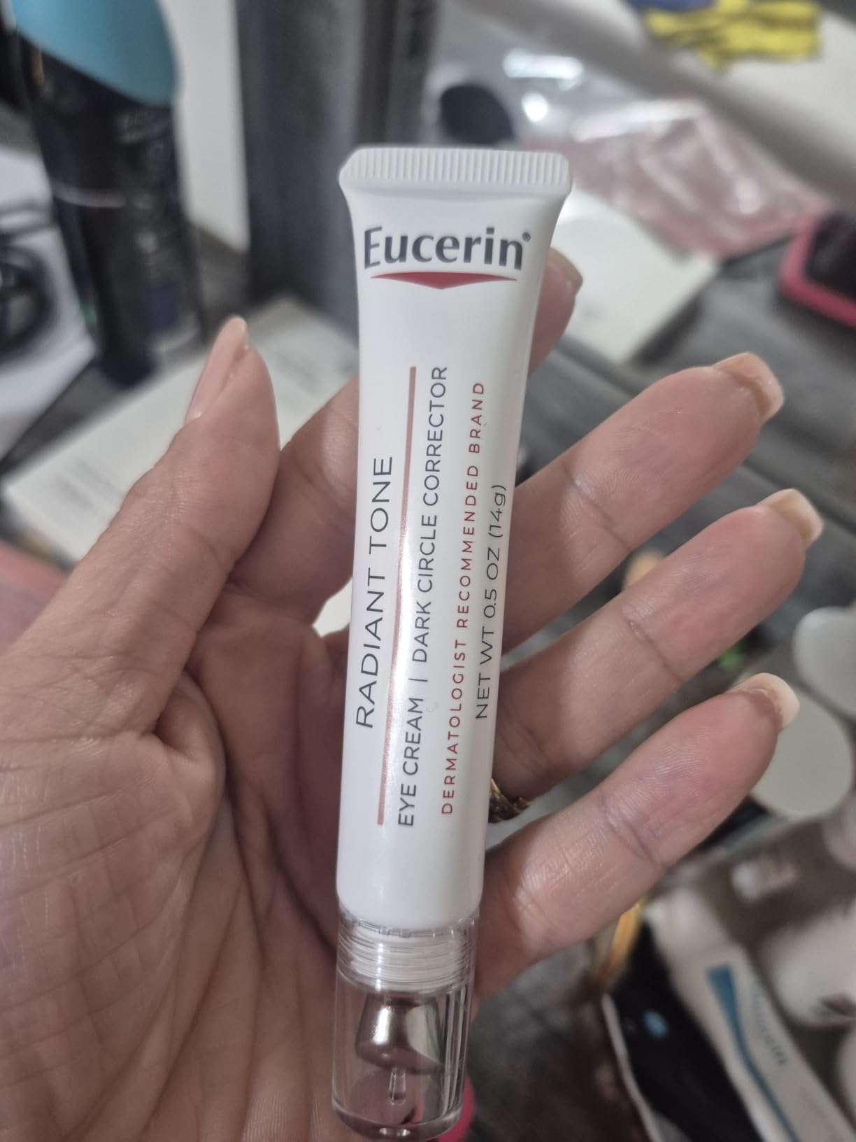 Eucerin Radiant Tone Eye Cream Dark Circle Corrector, Eye Brightening Cream with Thiamidol and Hyaluronic Acid, 0.5 Oz Tube