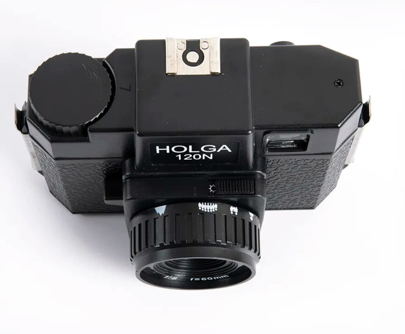 Holga 120N Rollfim Kamera artLINE im Set mit schwarz/weiß Film und Batterien