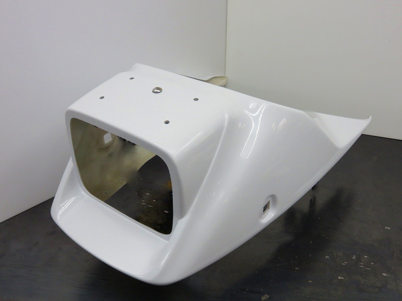 Amazon | FRPアッパーカウルGSX1100S GSX1000S GSX750S1.S2用