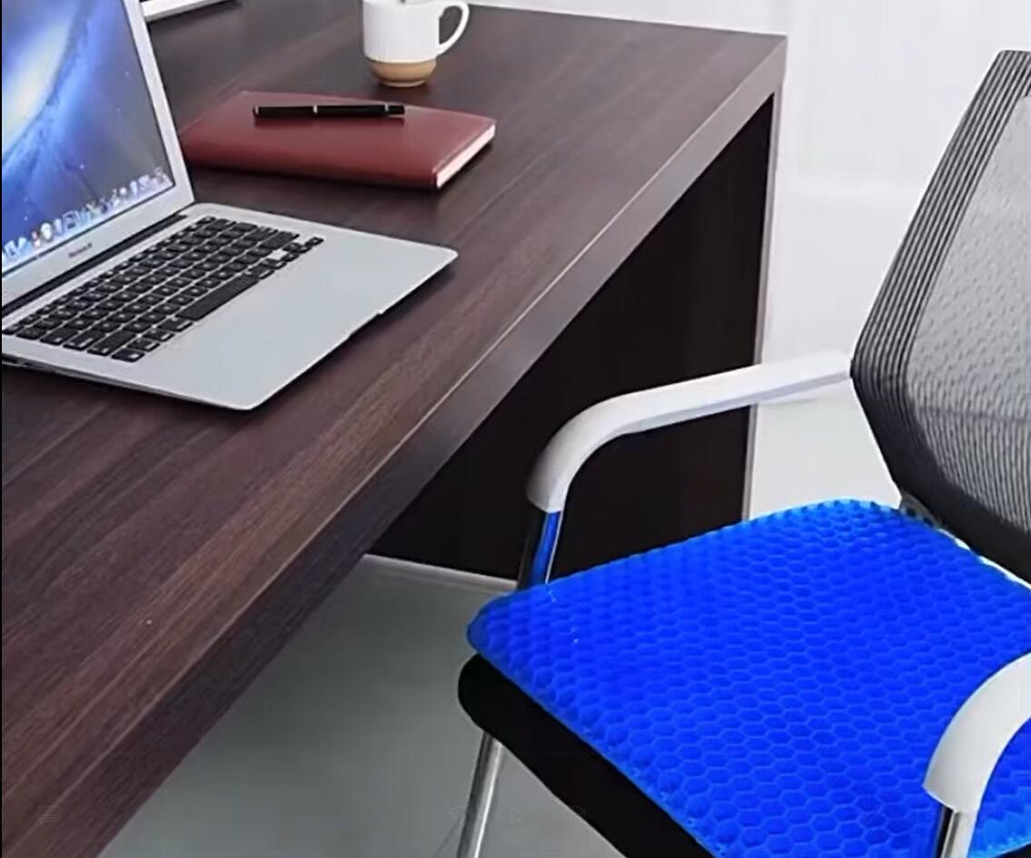 Amazon.com: Gel Seat Cushion - 17x17 inch Extra Large Egg Seat