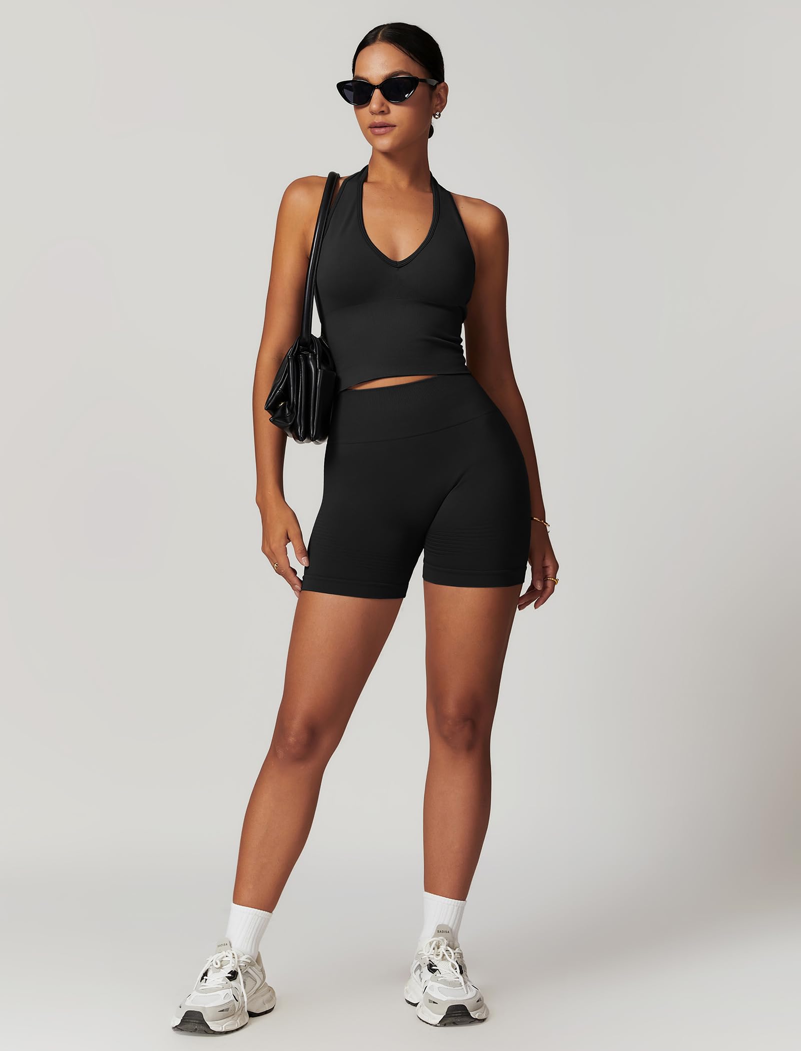 Odizli Conjunto de deporte para mujer, corto, cuello en V, sujetador + pantalones cortos de cintura alta, traje de gimnasio