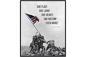 Inspirational USMC Poster: Symbol of Courage and Patriotism