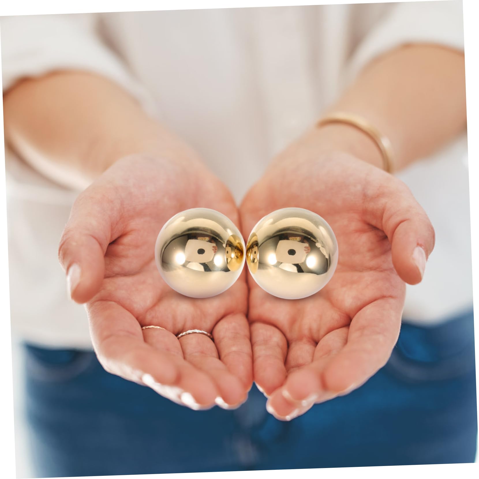SOLUSTRE 2 Stück Handmassagebälle aus Messing Praktische Metall Handbälle für Fitness und Handbewegung Goldfarbene Massagebälle für Entspannende Handmassagen zu Hause