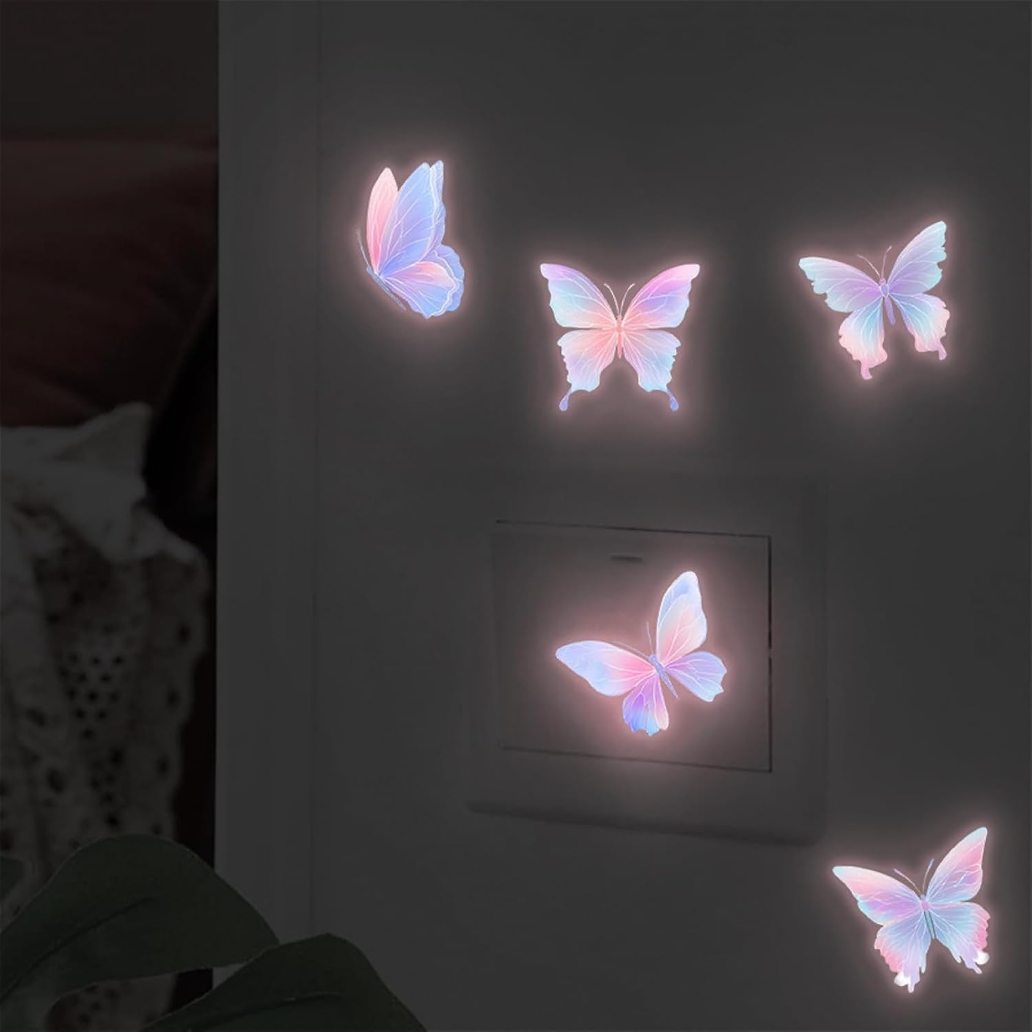 Naklejki ścienne fluorescencyjne motyl dekoracja do sypialni, samoprzylepne ozdoby na ścianę, naklejki do pokoju dziecka, salonu, biura, 2pcs, 2pcs