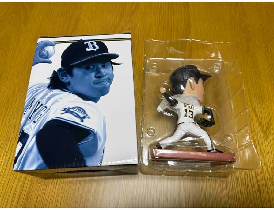 宮城大弥　ボブルヘッド　13 18 Amazon.co.jp: オリックスバファローズ宮城大弥 杉本裕太郎 平野佳寿