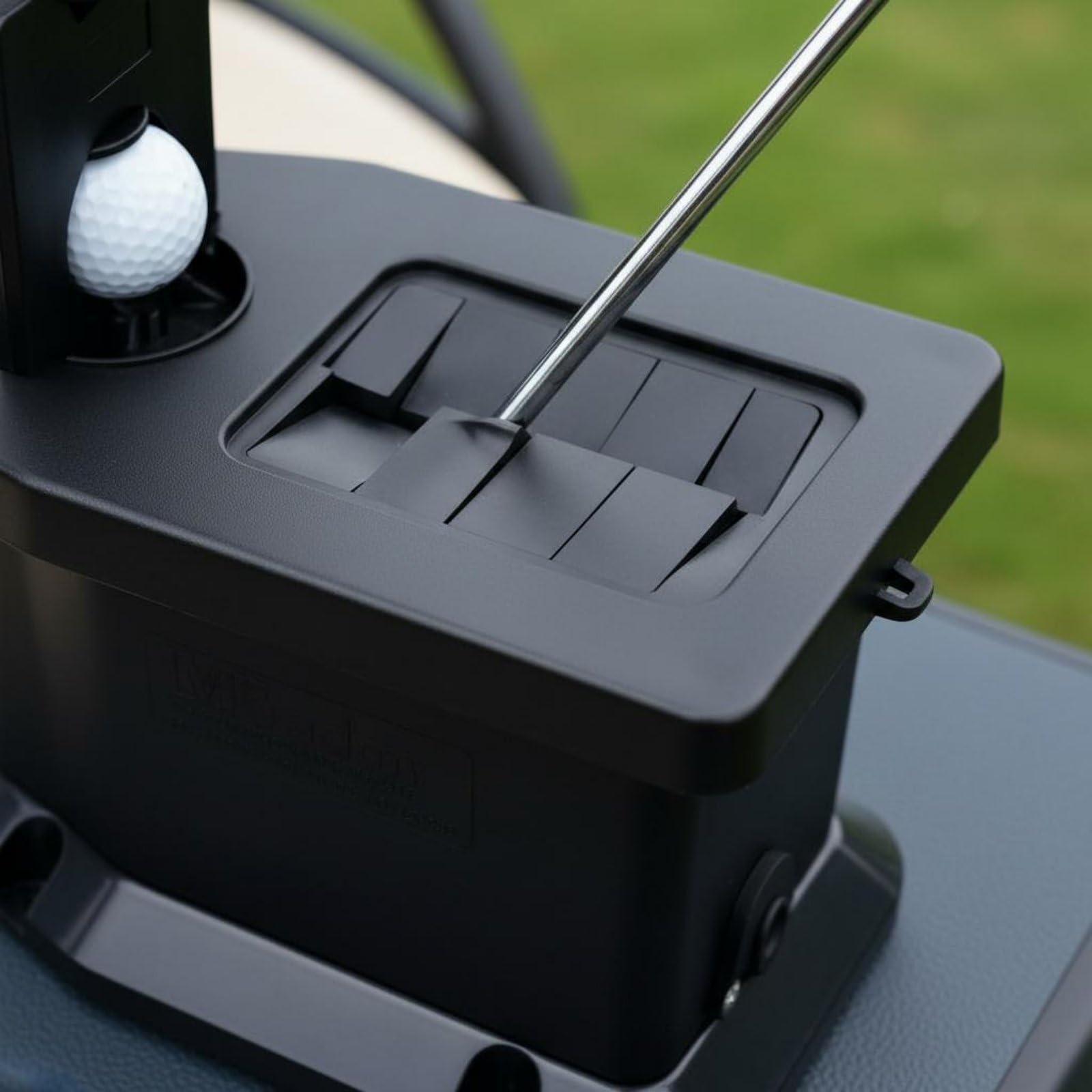 Golf Ball Washer Golfballreiniger Golfschlägerreiniger Waschbox Reinigungsgerät mit Manueller Pflege Und Dichten Borsten für Golfwagen Vorgesehen für Platzrunden Training Turniere Geschenk