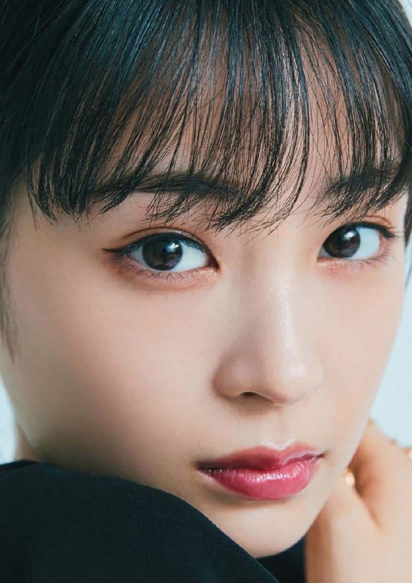 Amazon.co.jp: 広瀬すず_5 女優 Lサイズ写真10枚 : おもちゃ