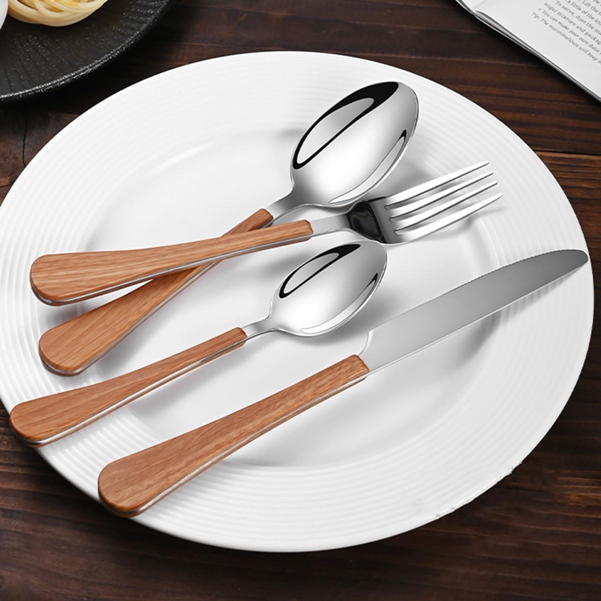 Este Juego de Cubiertos con Mango de Madera de 10 Piezas de Acero Inoxidable Incluye Cuchillos de Mesa, Tenedores, cucharas y cucharillas de té para el hogar, la Cocina y restaurantes, Color